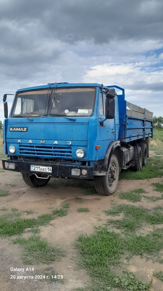 Продам камаз бортовой с прицепом на ходу