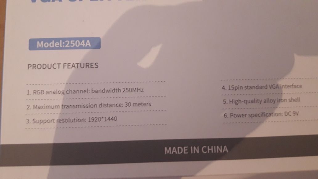 Продам  4 PORT VGA VIDEO SPLITTER  250 MHz. В упаковке