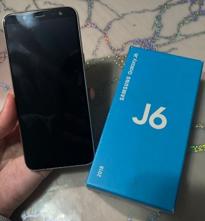 Samsung galaxy J6.