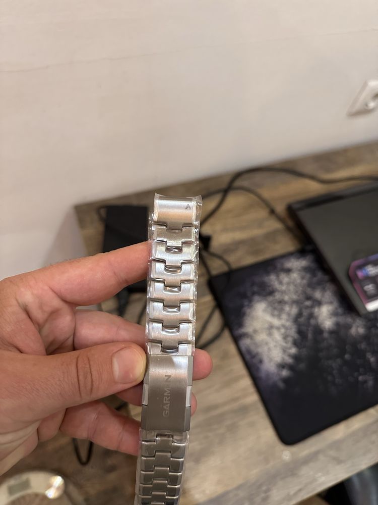 Garmin Quickfit 22 titanium strap