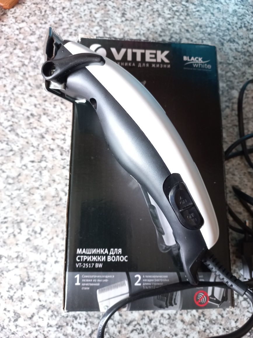 Электробритва VlTEK.
