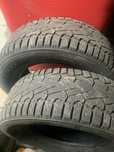 Продам резину  245/65 R17 только две за 20000