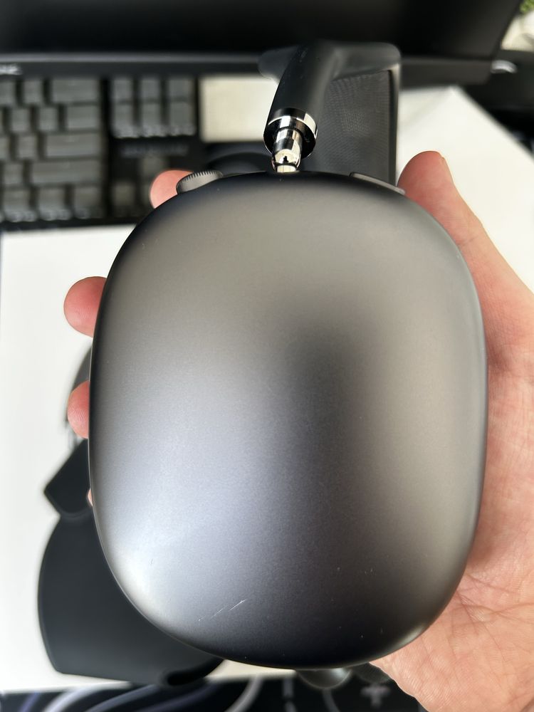 Airpods Max Space Gray