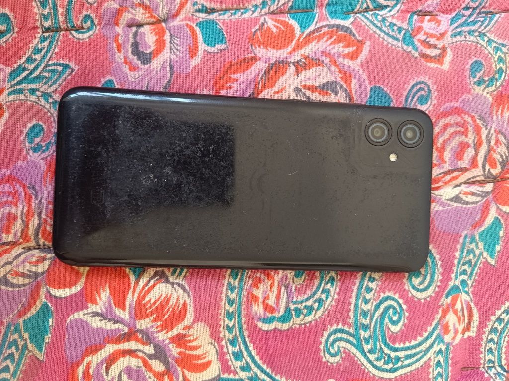 galaxy a04 продам