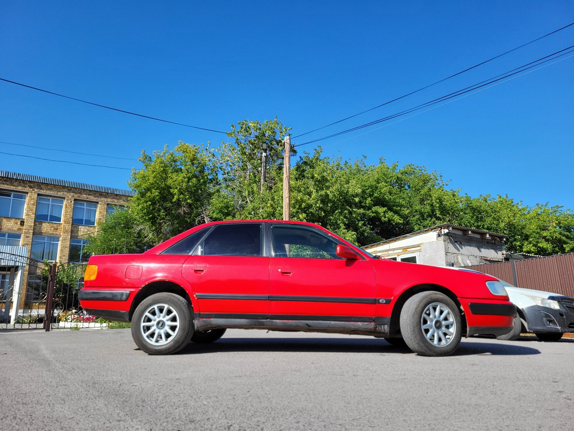 Обмен на скот /Продается Audi c4 1992 г., 2.8 л.