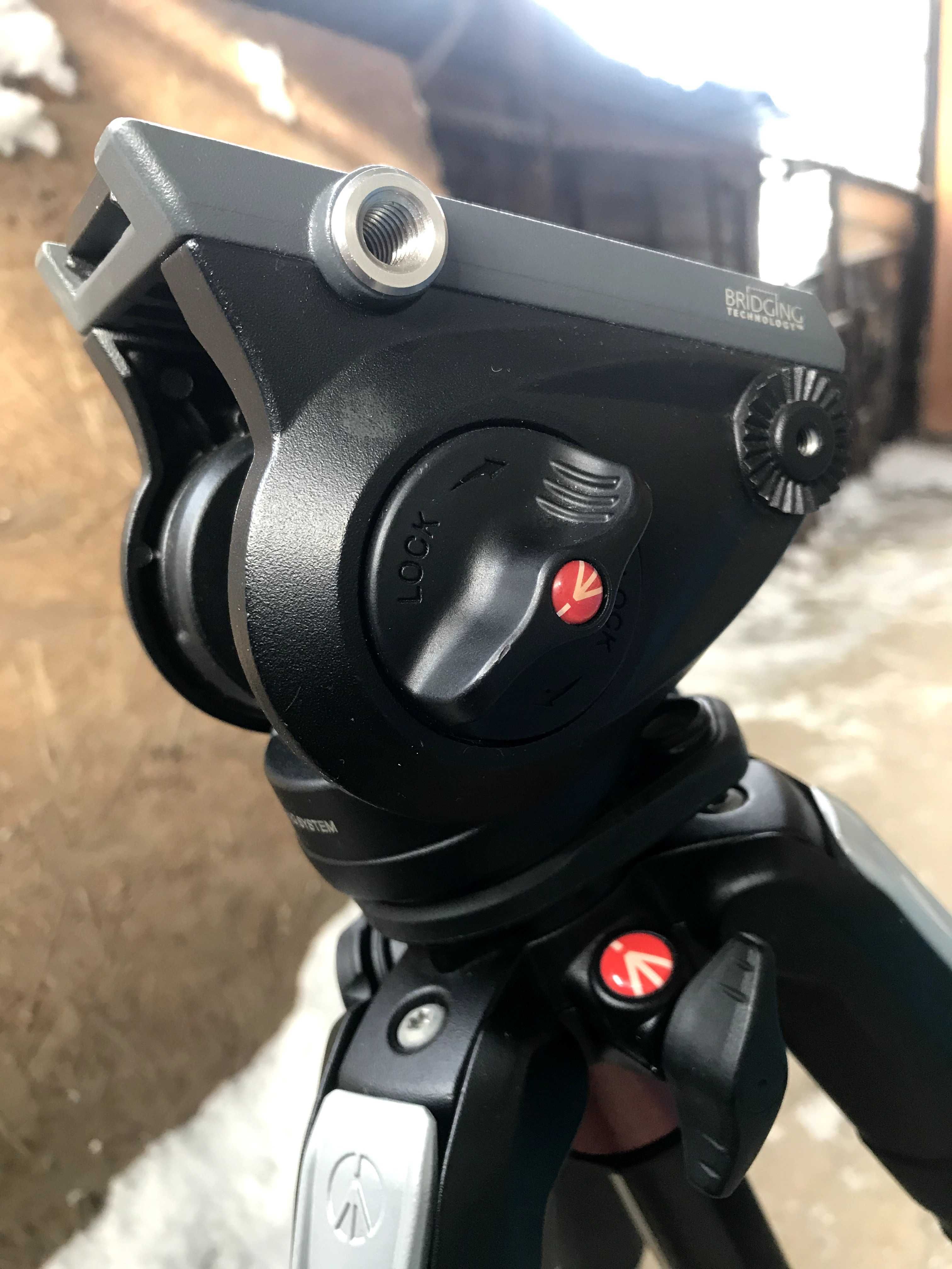 Штатив Manfrotto 055XPRO3 с видео-головой MHXPRO-3W
