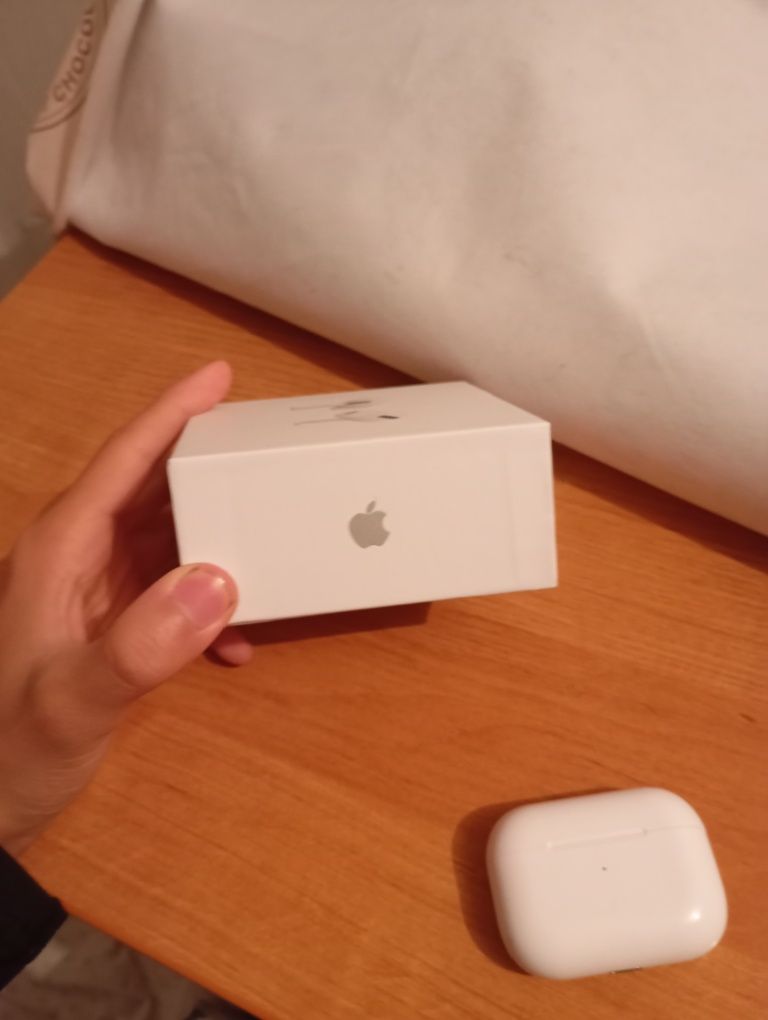 Airpods pro 3  поколение