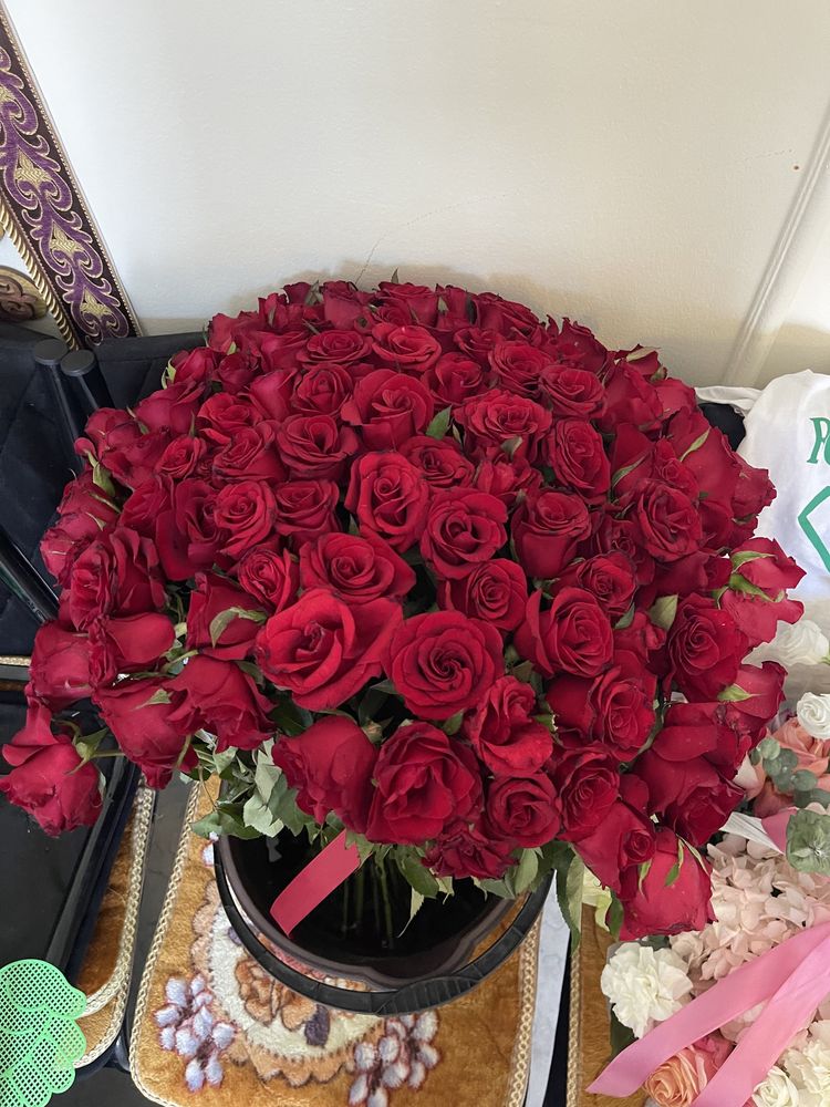 Продам букет из 101 розы
