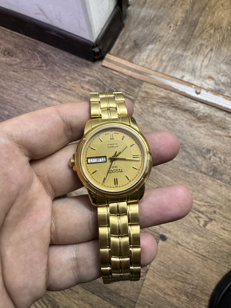 Tissot часы срочно продам