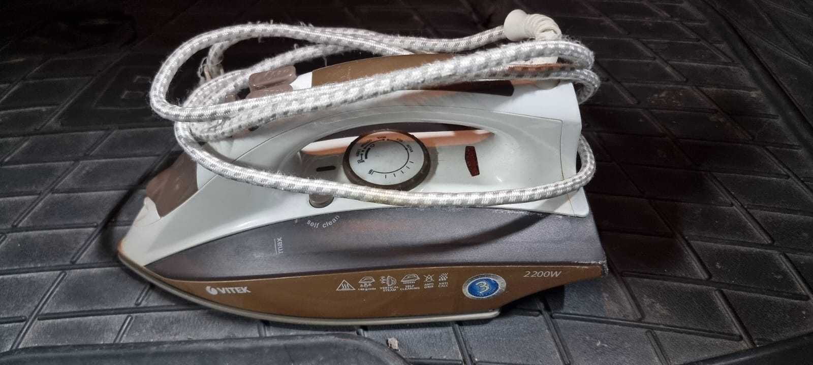 Утюг с подошвой Ceramic UltraCare