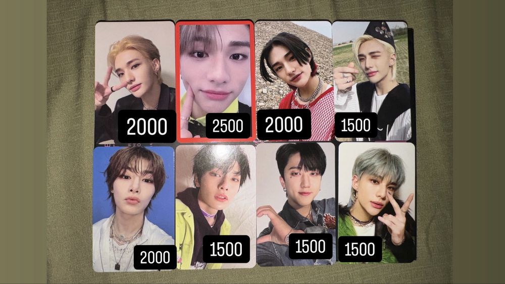 Продам официальные карточки stray kids