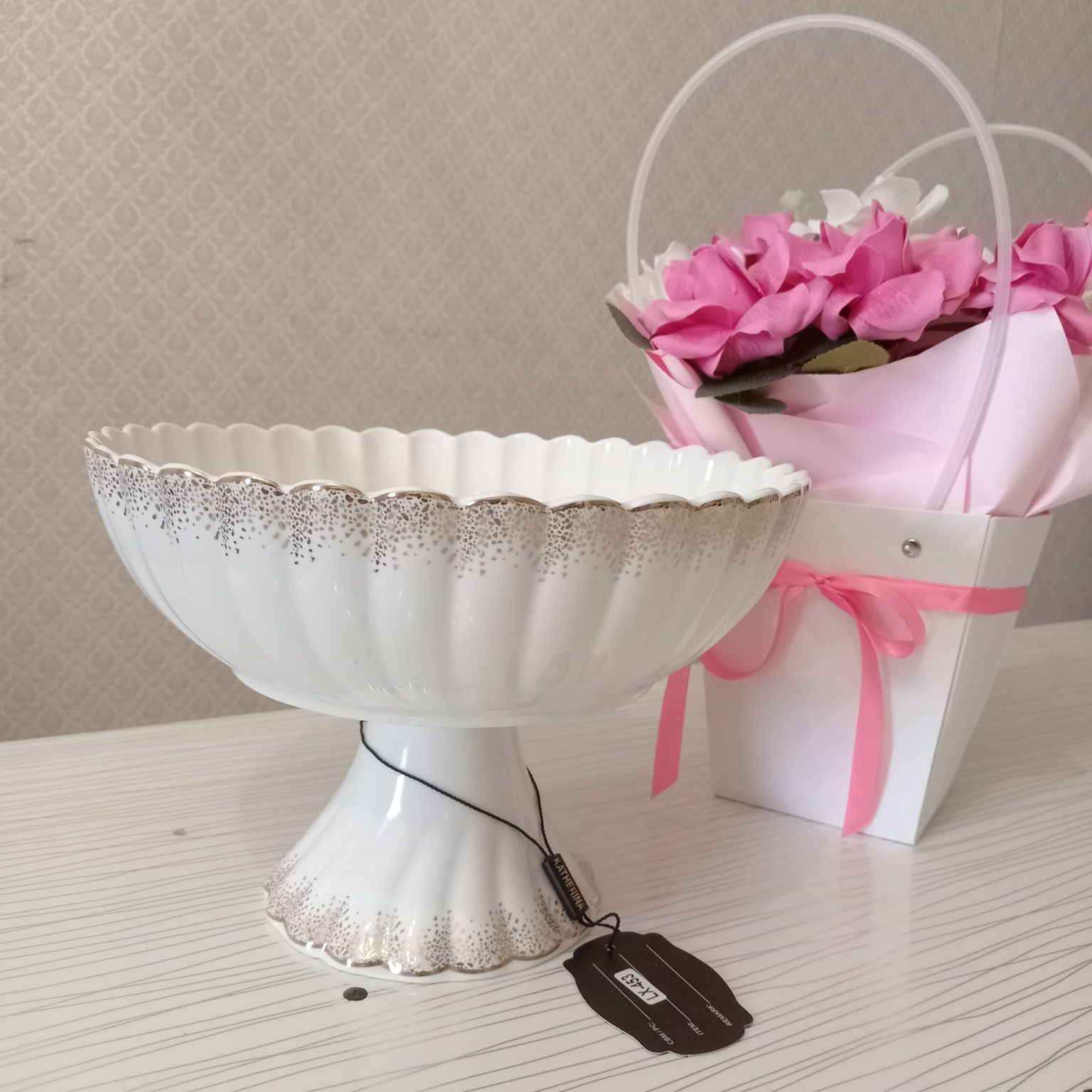 Фруктовница, ваза