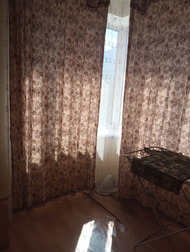 Продам . Квартира сухая,теплая,в хорошем районе,теплые полы ,