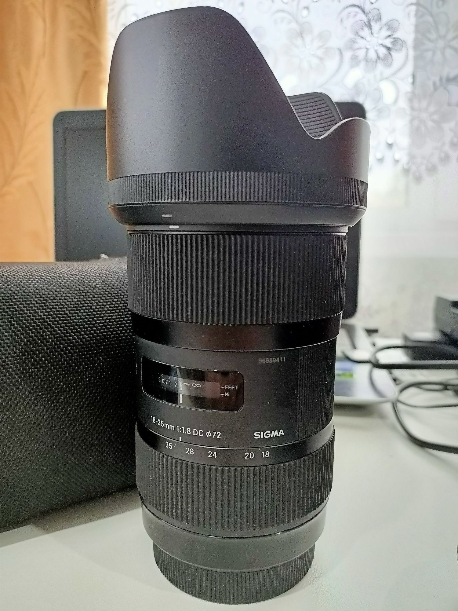 Объектив Sigma 18-35mm f/1.8 DC HSM Art Series for Canon.