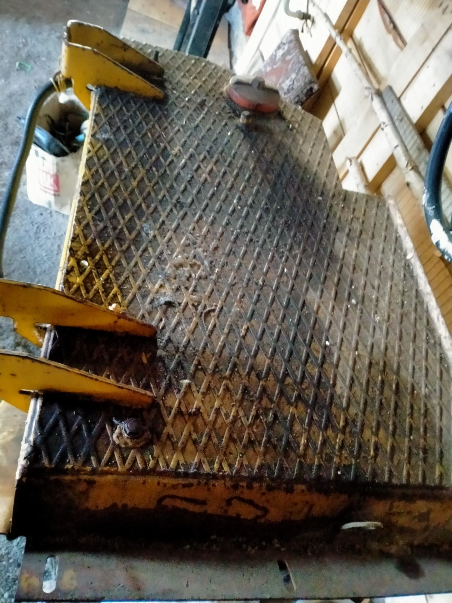 Топливный бак трактора К 700