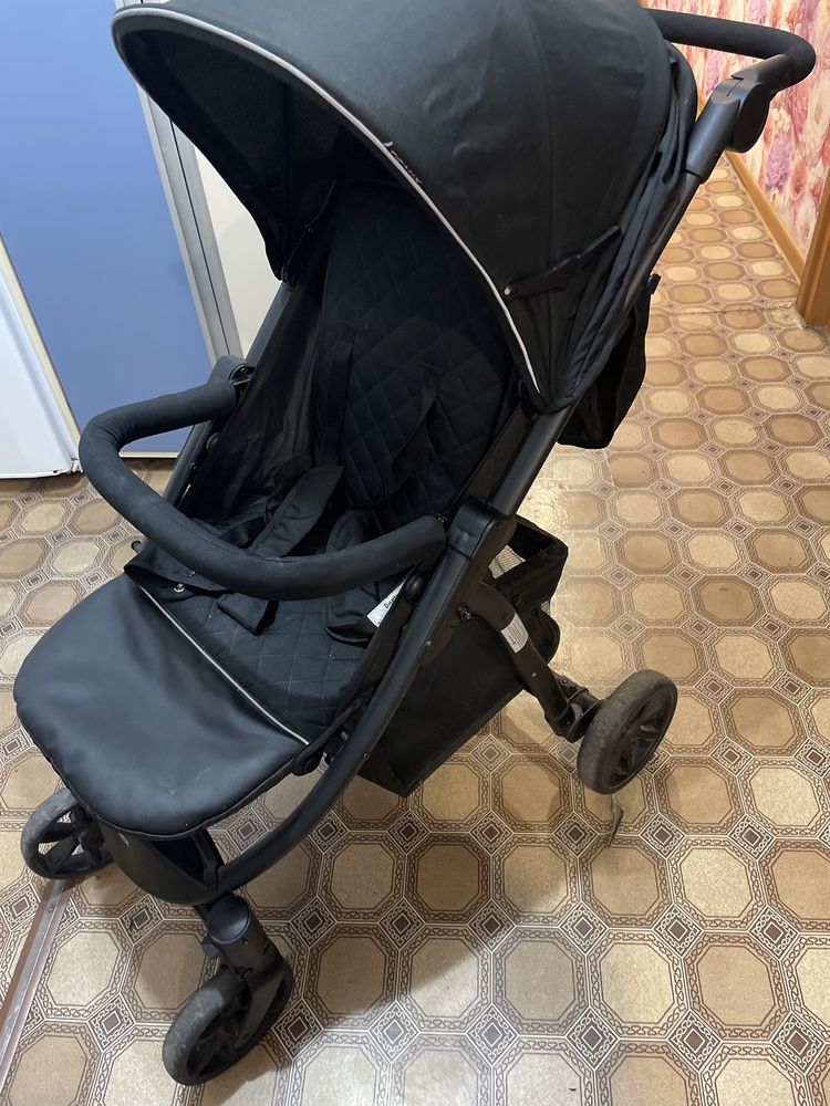 Продам коляску TOMIX