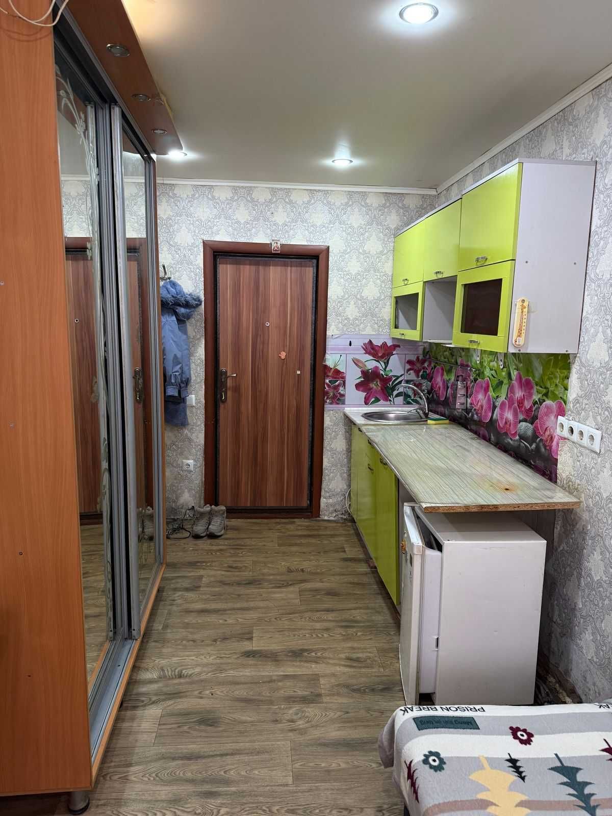 Продается 1 комната в общежитии