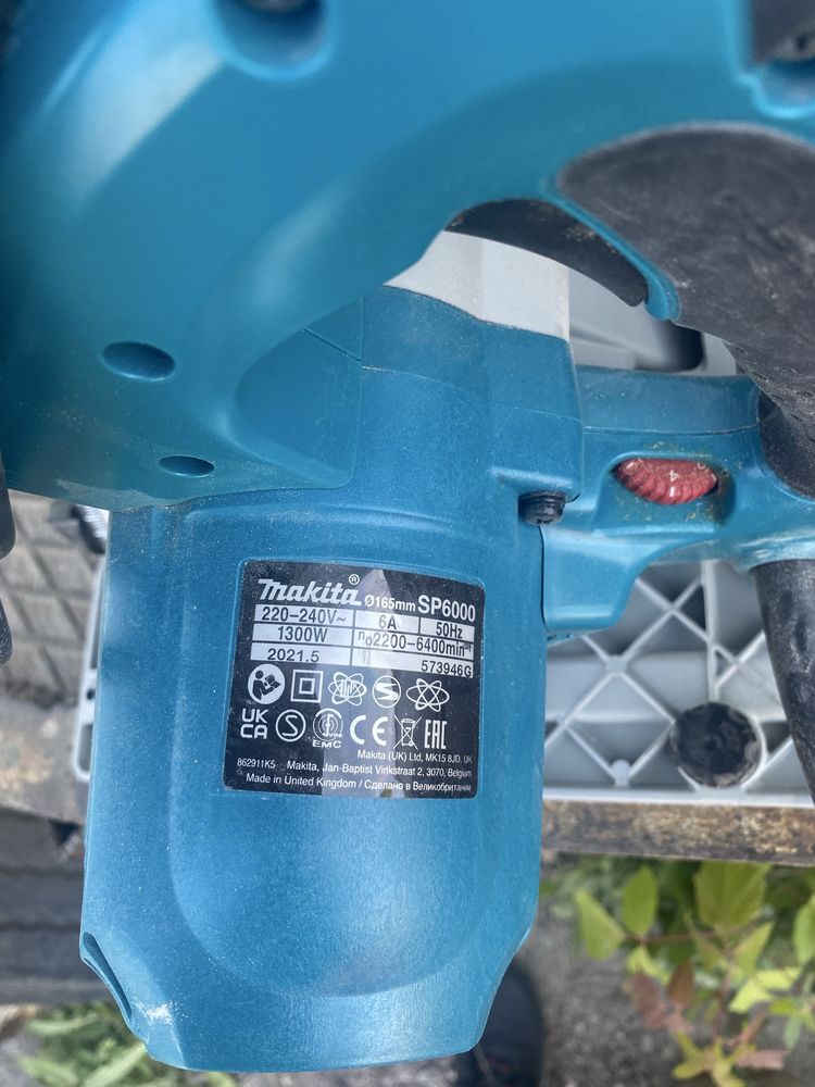 Продам дисковую пилу Makita SP6000