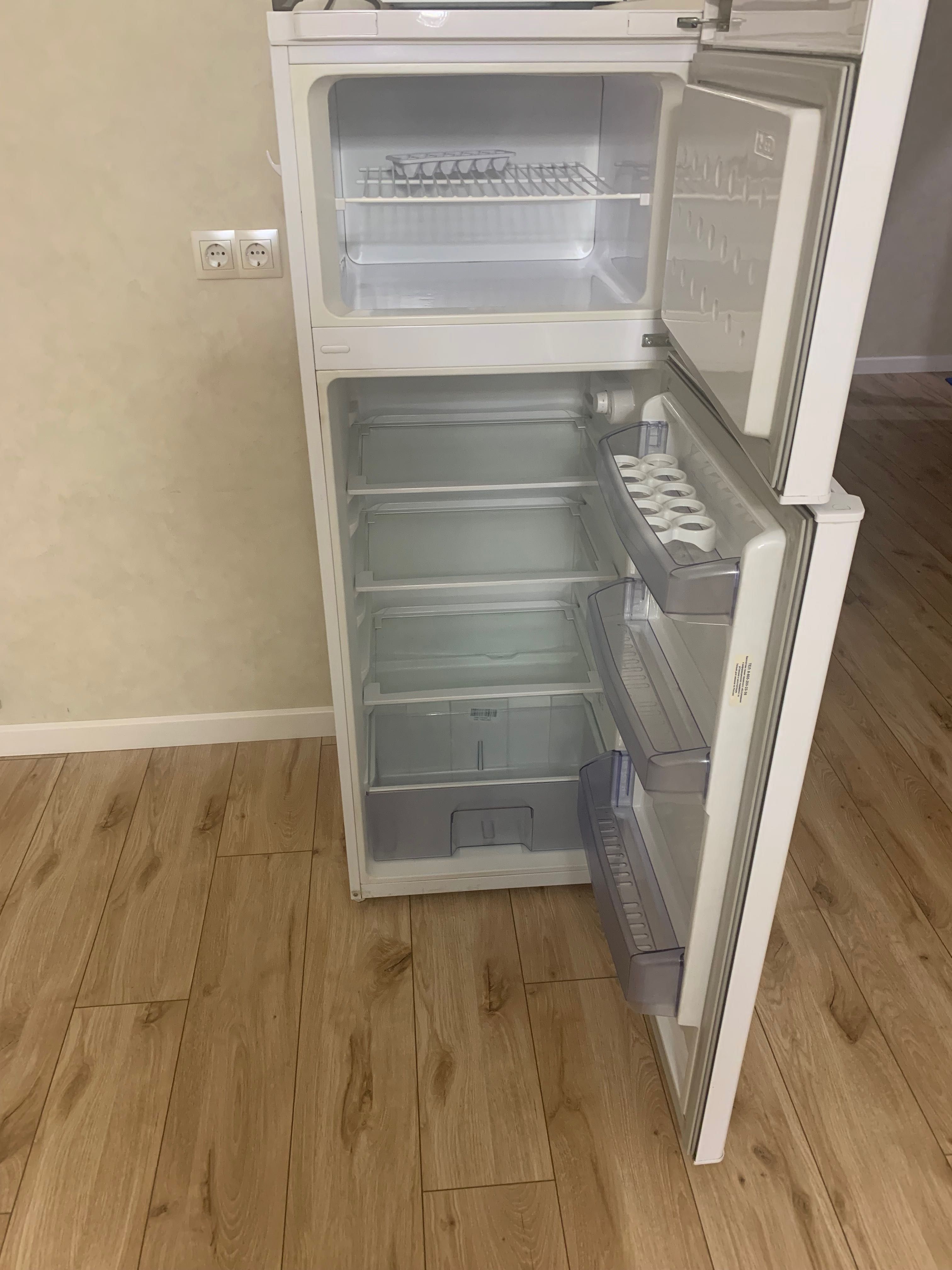 Холодильник Beko в идеальном состоянии