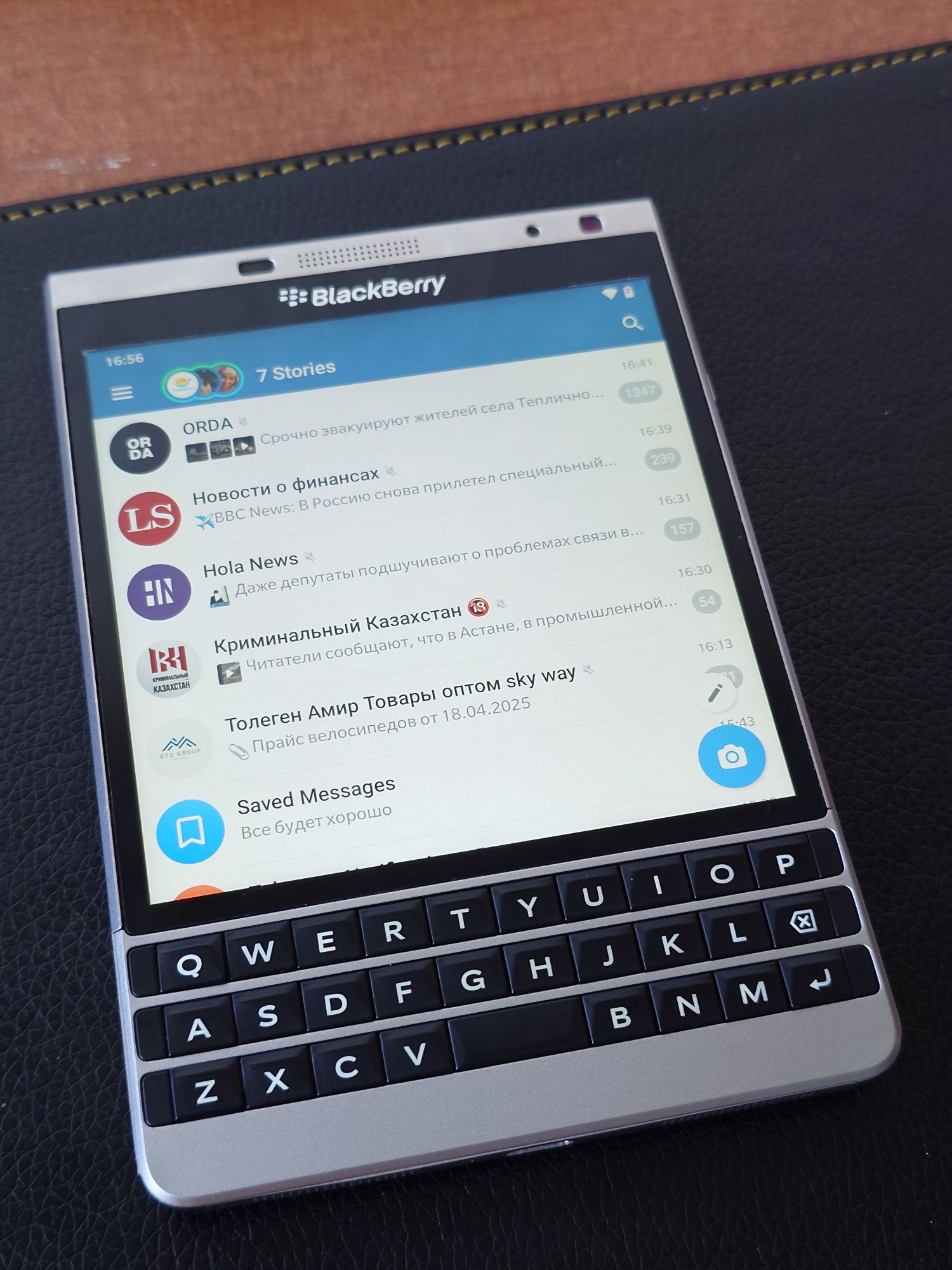 blackberry passport серебряный, андроид 11,3+128гб.