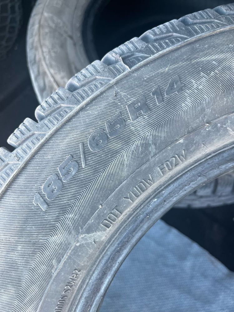 Зимний балон 185/65R14, в отличном состоянии, осталось 2 штук…………………..