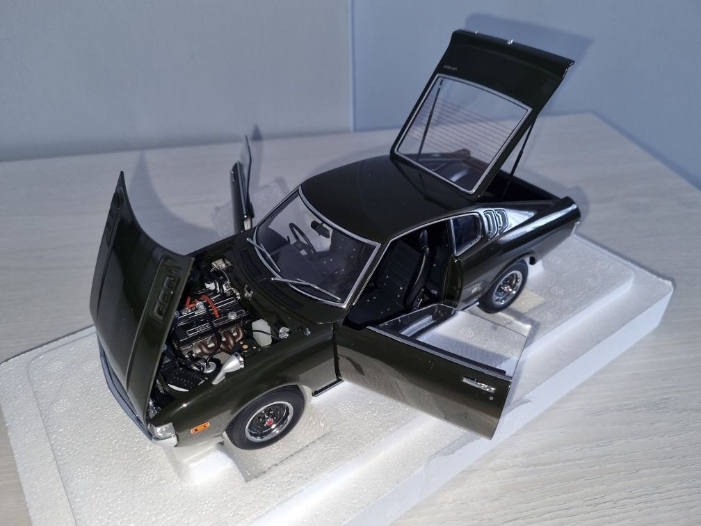Продам модель Toyota Celica Liftback 2000GT Moss Green от AUTOart 1/18