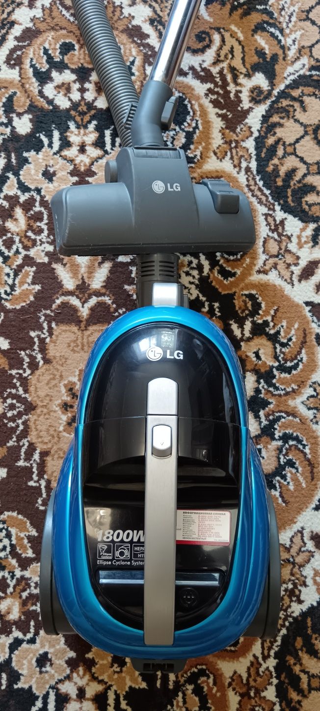 Продам пылесос LG