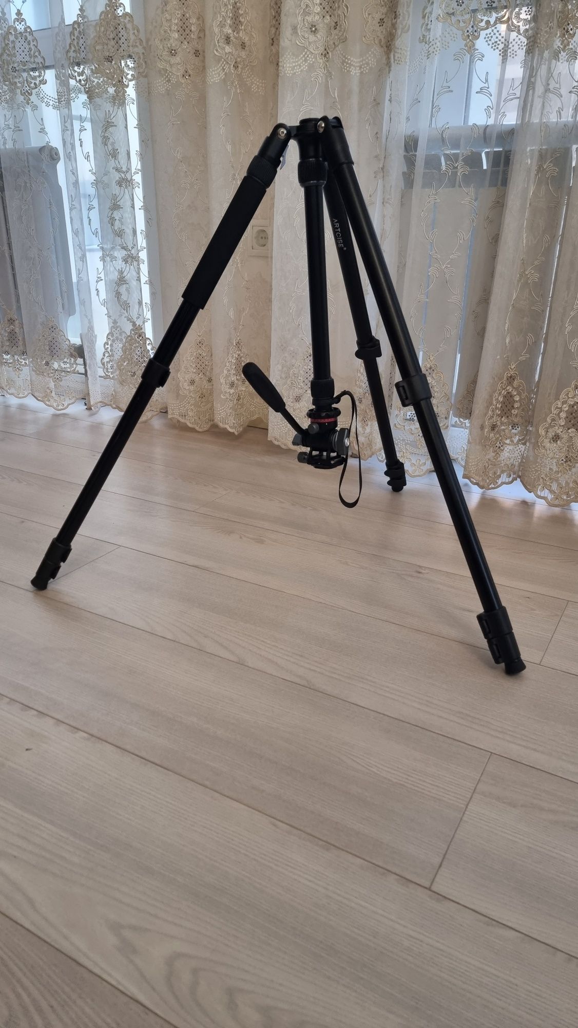 Профессиональный штатив Ulanzi для видеокамеры, фотоаппарата