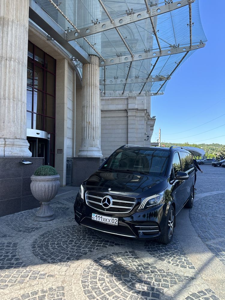 Прокат аренда минивэнов микроавтобусов V class VIP