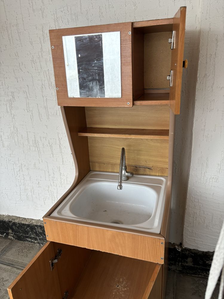Продам Умывальник