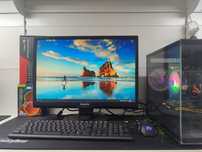 Мониторы 22 диагонали Philips 220sw9, есть количество, шнуры в компл
