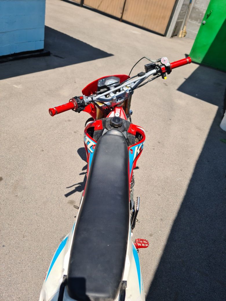 Продам эндуро KTL 250 кубов