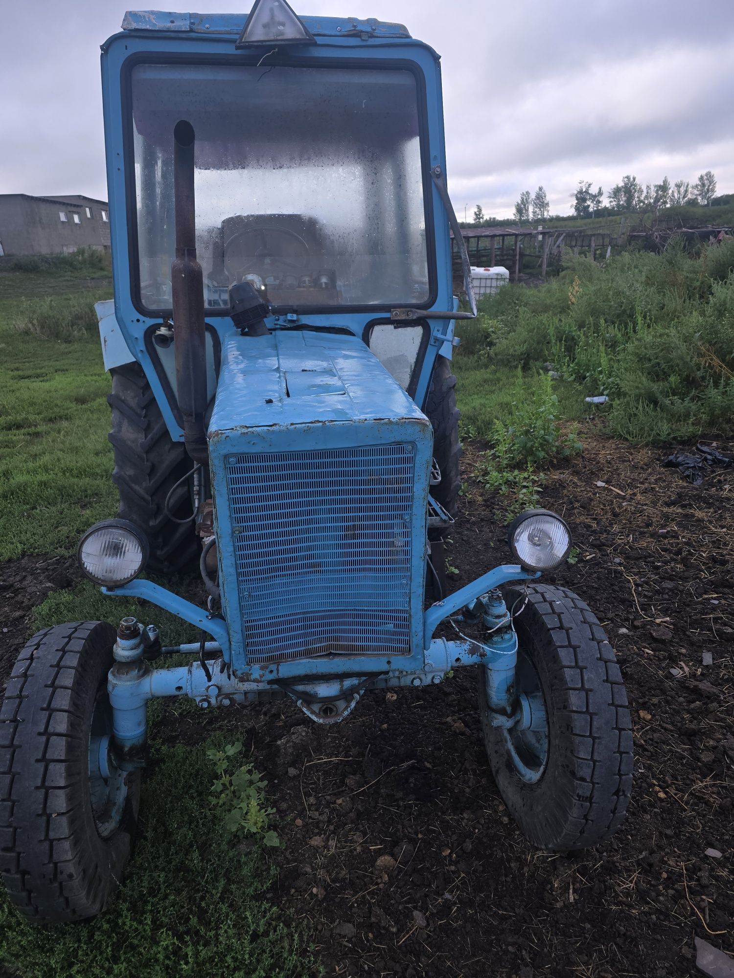 Продам Белорус 80