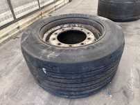 Продам резину с дисками 455.40.R22.5