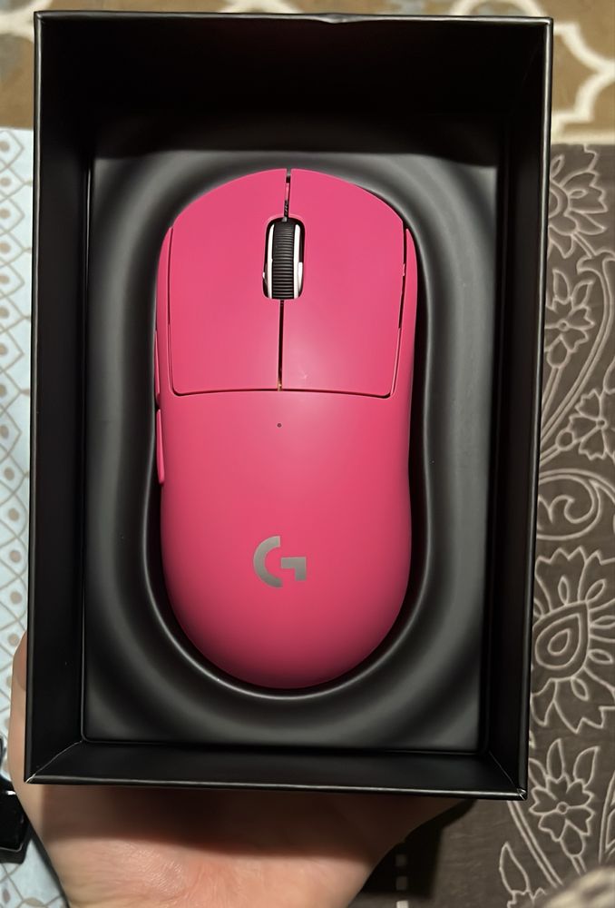 Logitech Pro X Superlight розовый