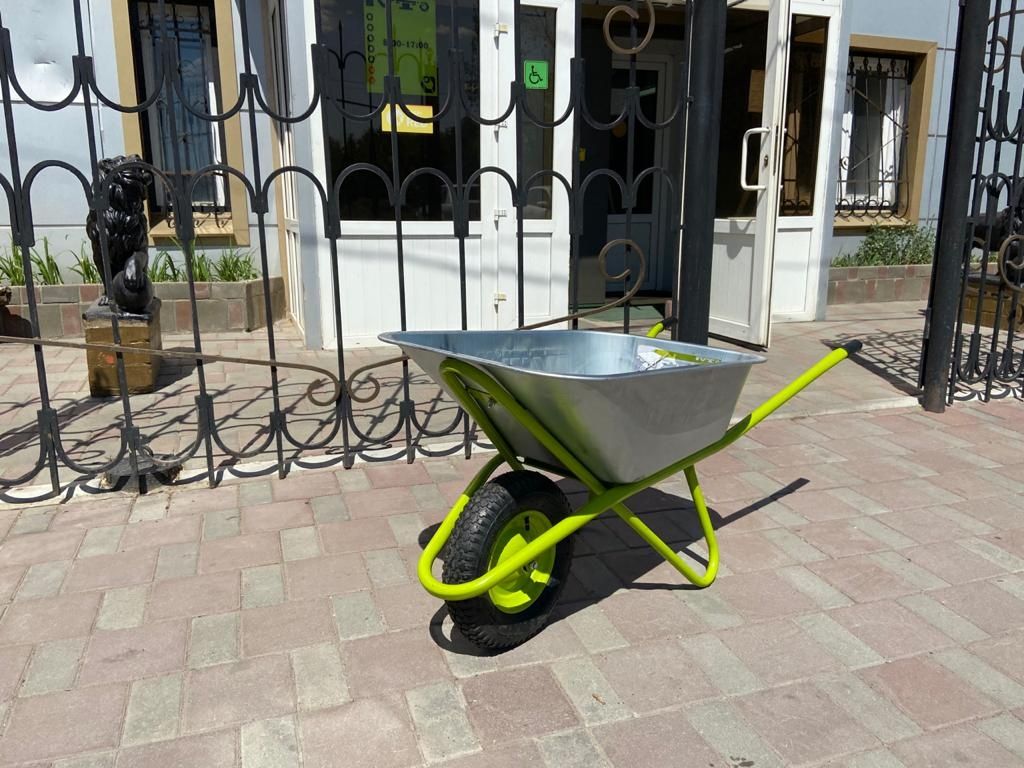 Тачка, тележка усиленная, строительная, оцинкованное корыто