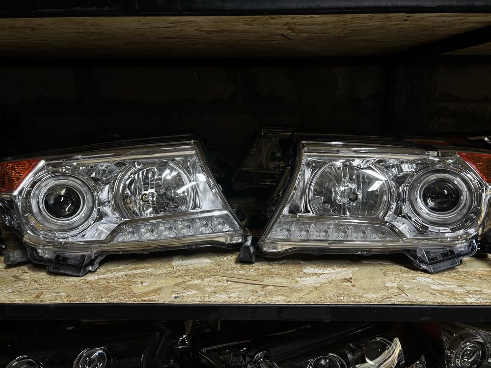 Фары land cruiser 200