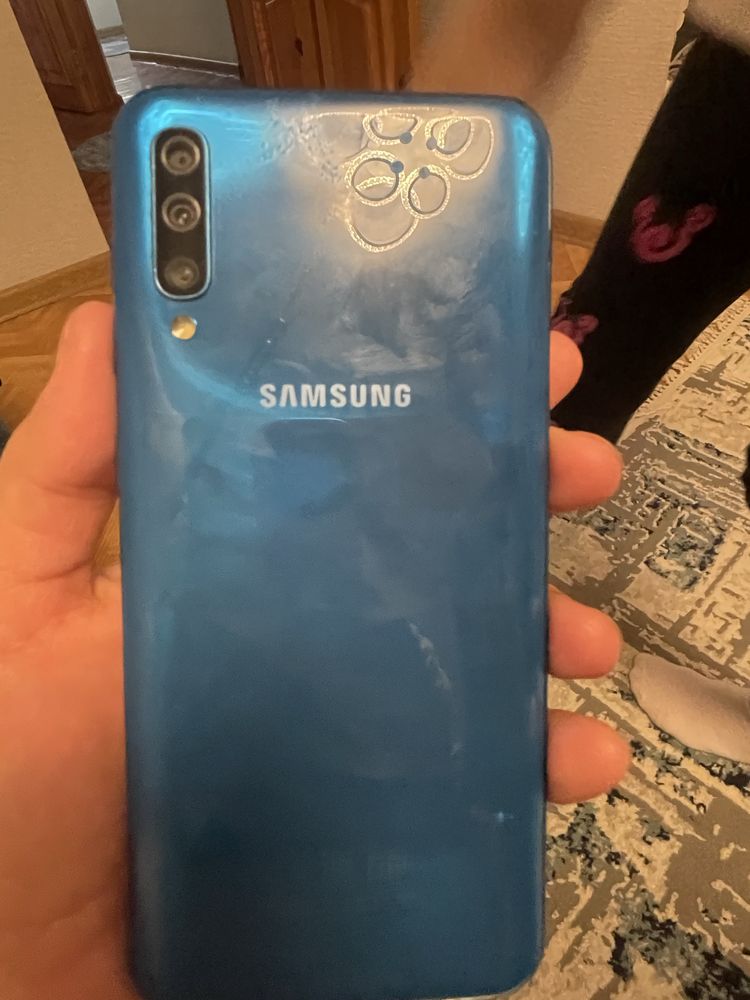 Самсаунг А 50 продам