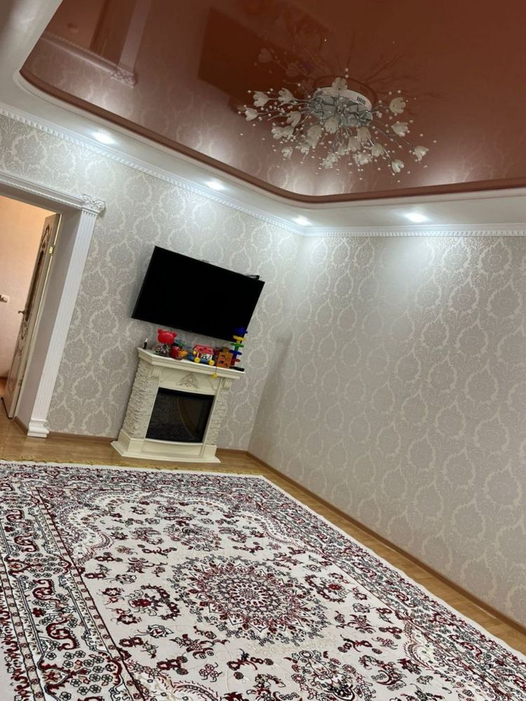 Продается дом для бизнеса рядом рынока Дина