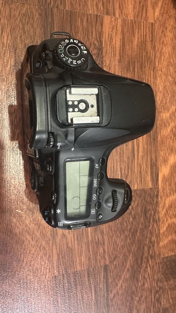 Canon 60D в хорошем состоянии