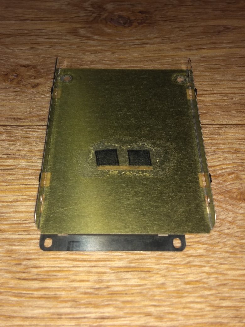 Продам заднюю крышку, корпус для HDD для Fujitsu-Siemens AMILO Pi 3540