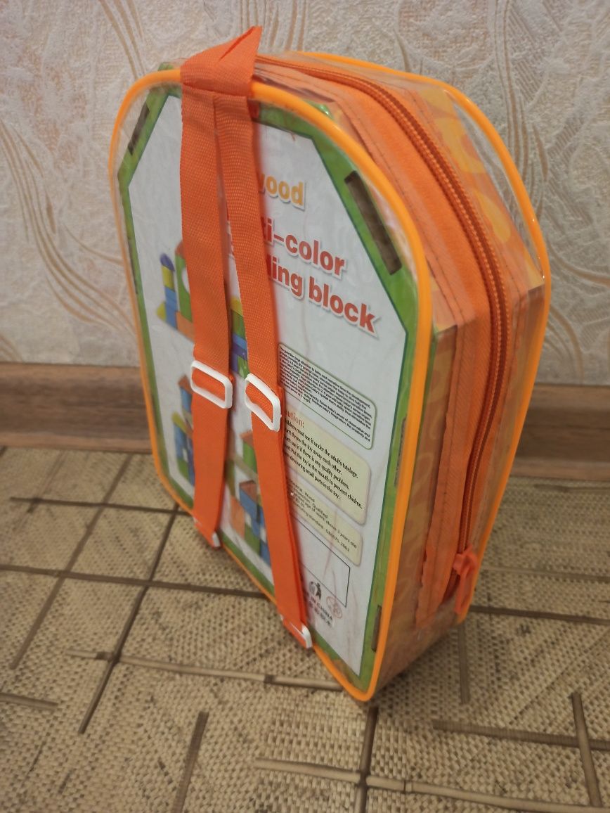 Продам новый детский деревянный конструктор в рюкзачке