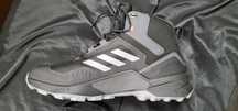 Кроссовки adidas, новая модель 2024 года