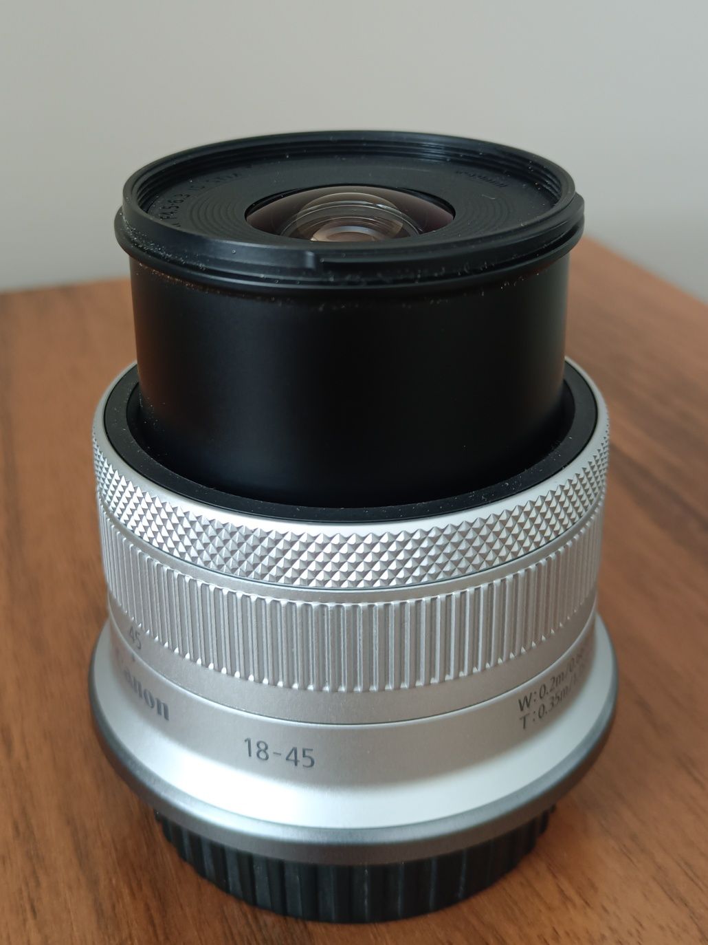 Объектив Canon rf-s 18-45, 4.5-6.3.