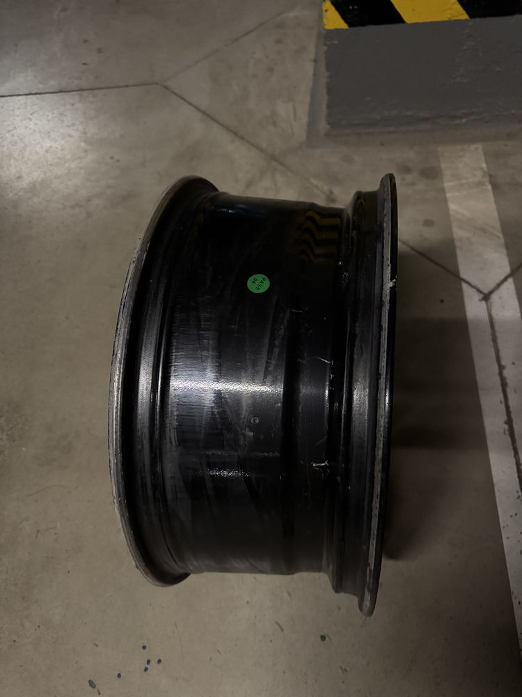 Продам диски R18 5x112