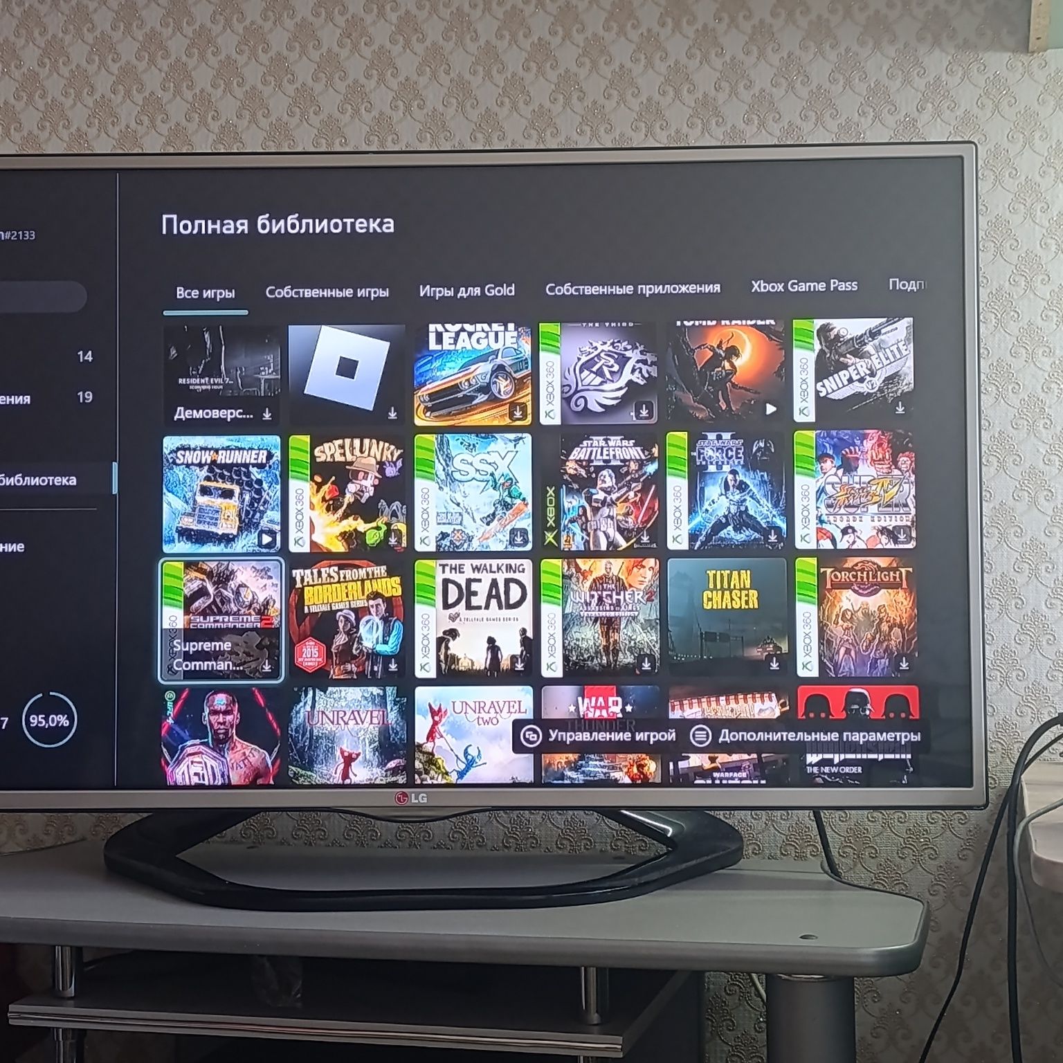Xbox one X с аккаунтом