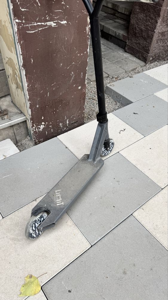 Трюковой самокат