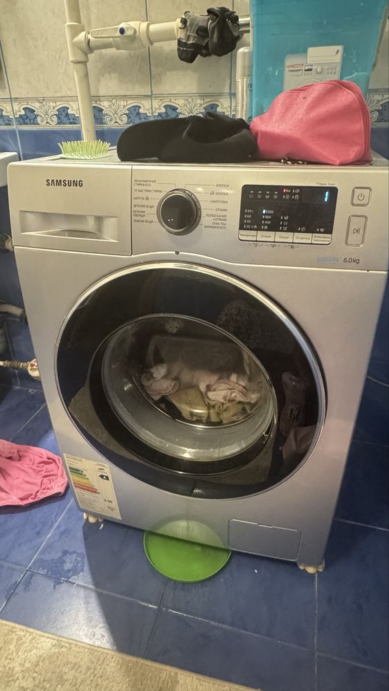 Продам стиральную машину