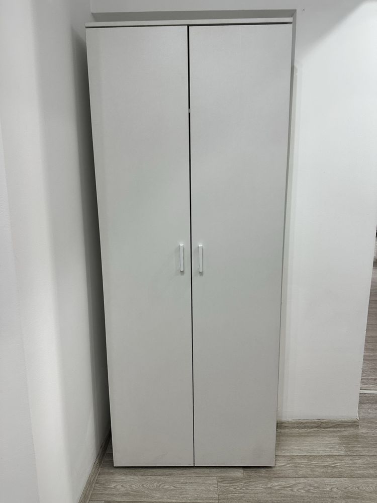 продам гардеробный шкаф