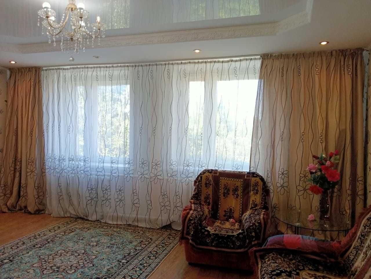 Недорого продается 2-этажный дом в мкр.Автомобилистов в Зачаганске